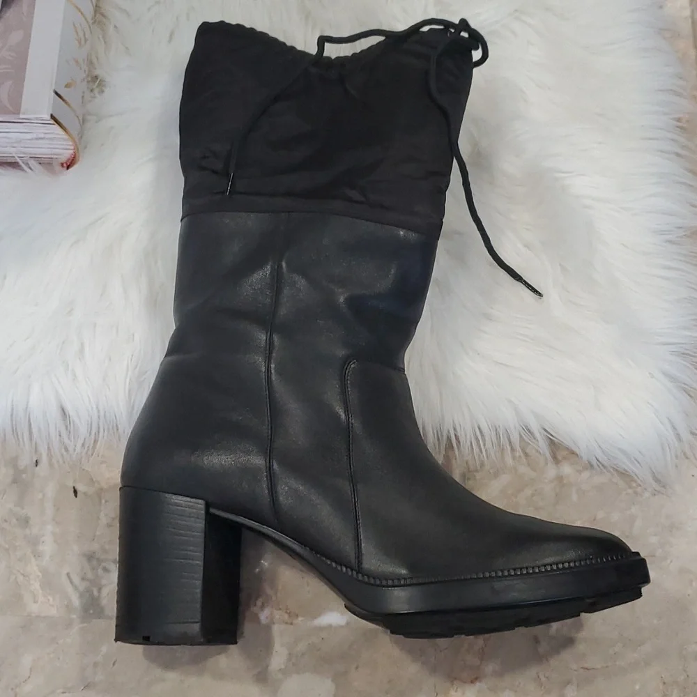 Aquatalia Ishana black leather water proof block heel boots size 11